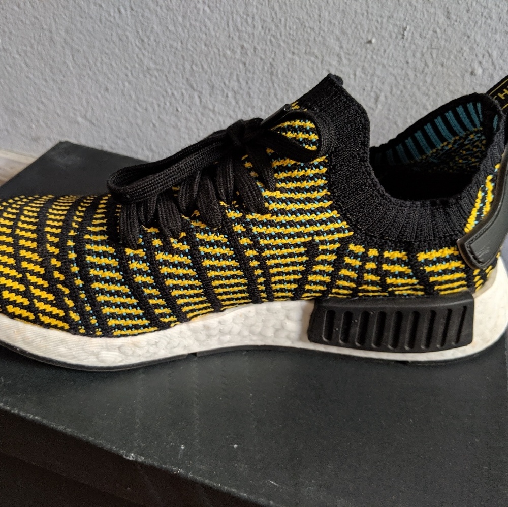 NMD R1_ - Picture 2 of 3
